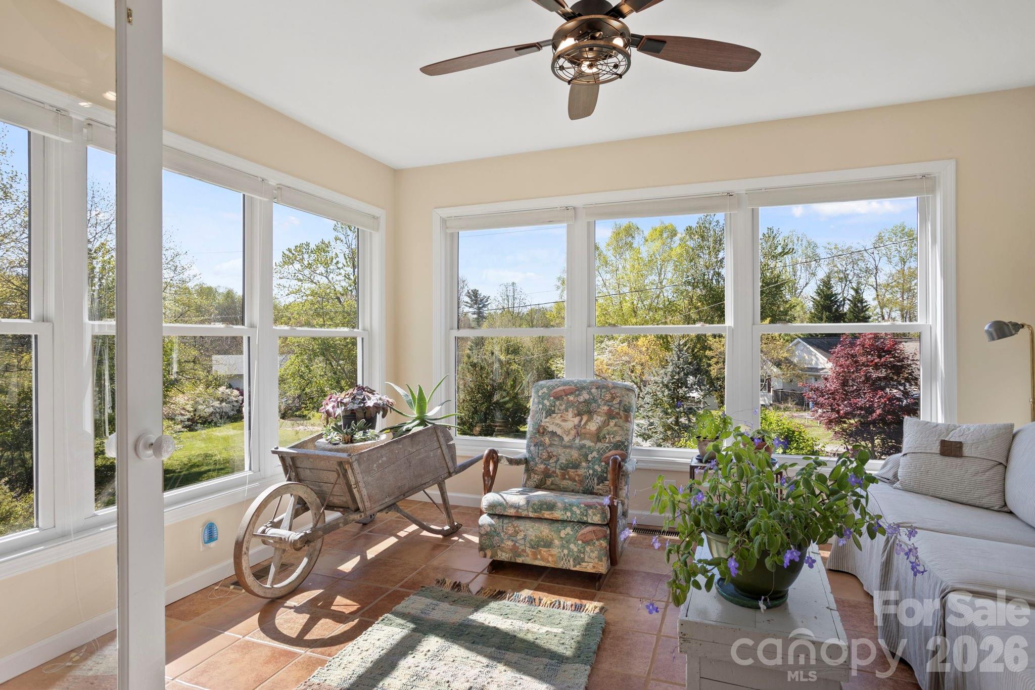 Meadowview - Residential