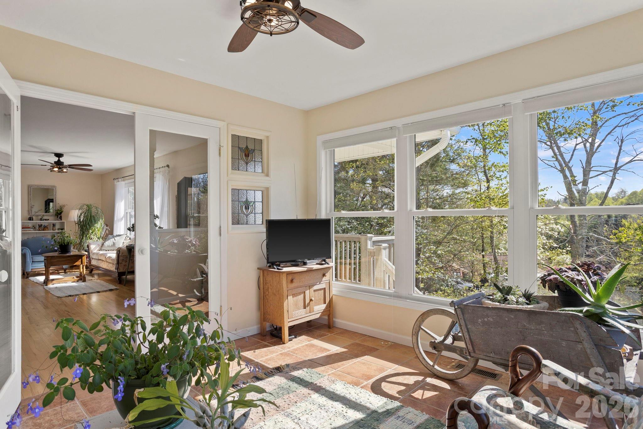 Meadowview - Residential