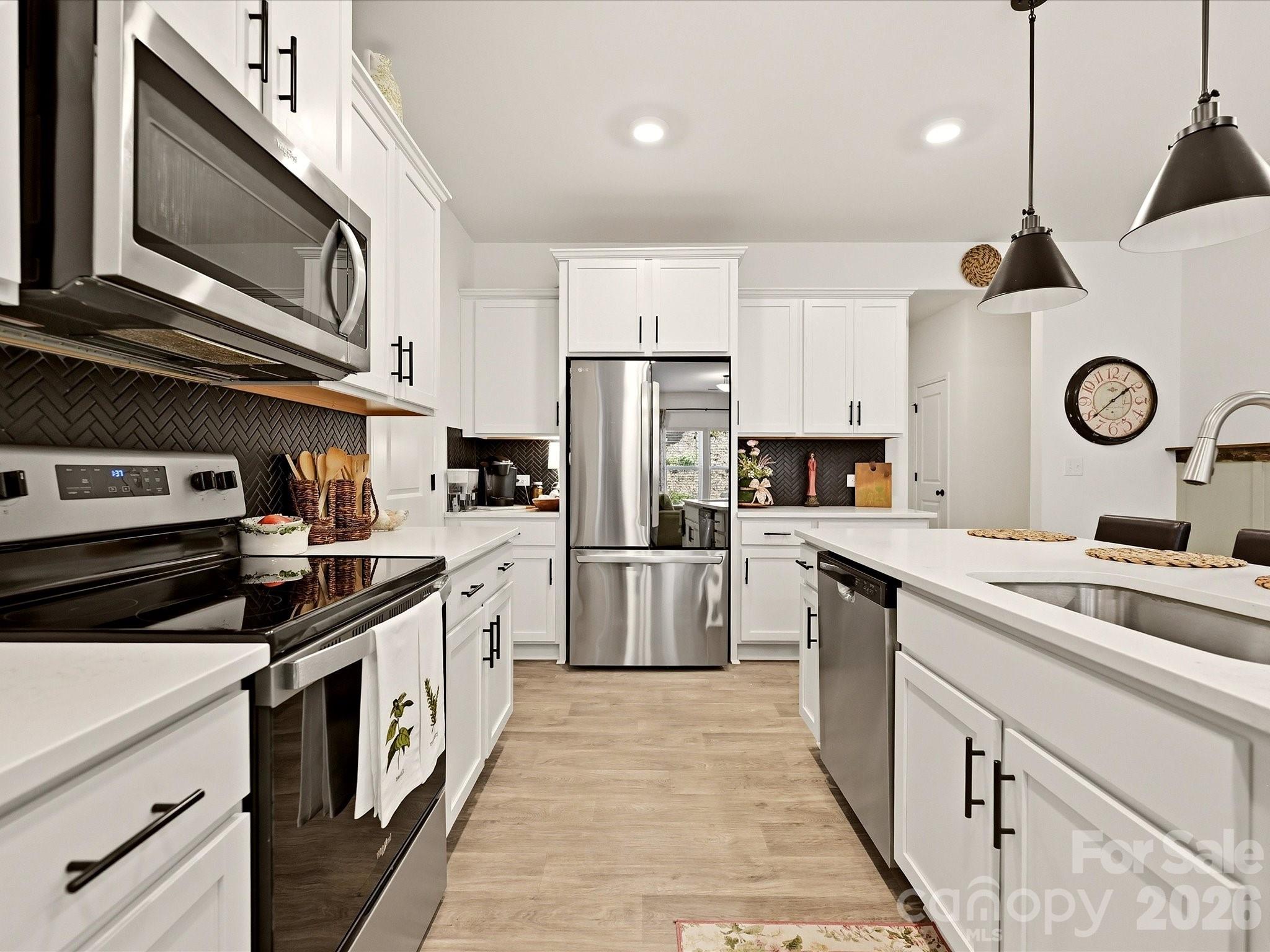 2018 Crooked Oak Lane
