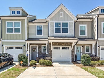 2018 Crooked Oak Lane York SC 29745