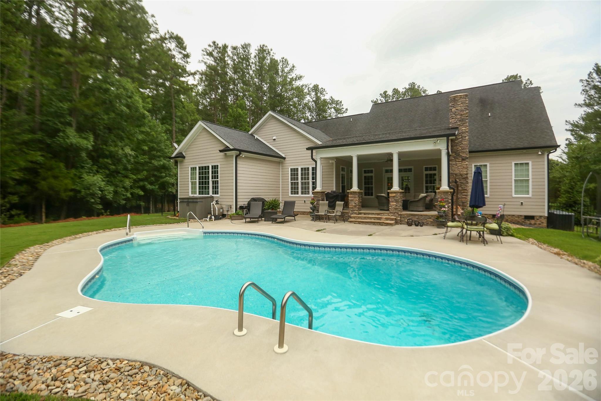 1150 Oak Trail Circle