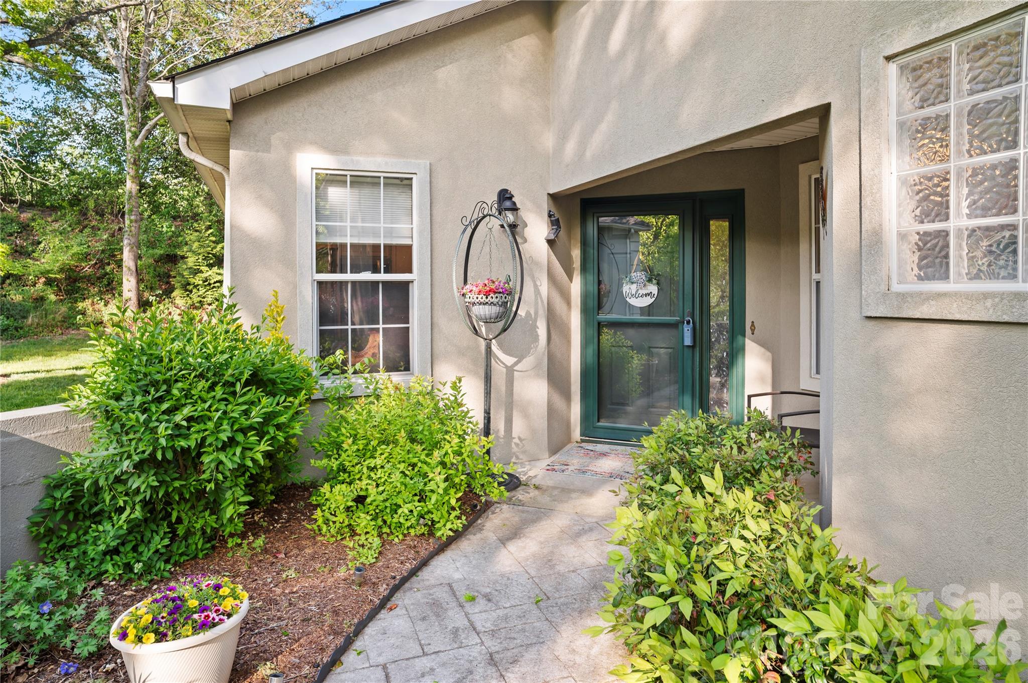 75 Stonebridge Drive