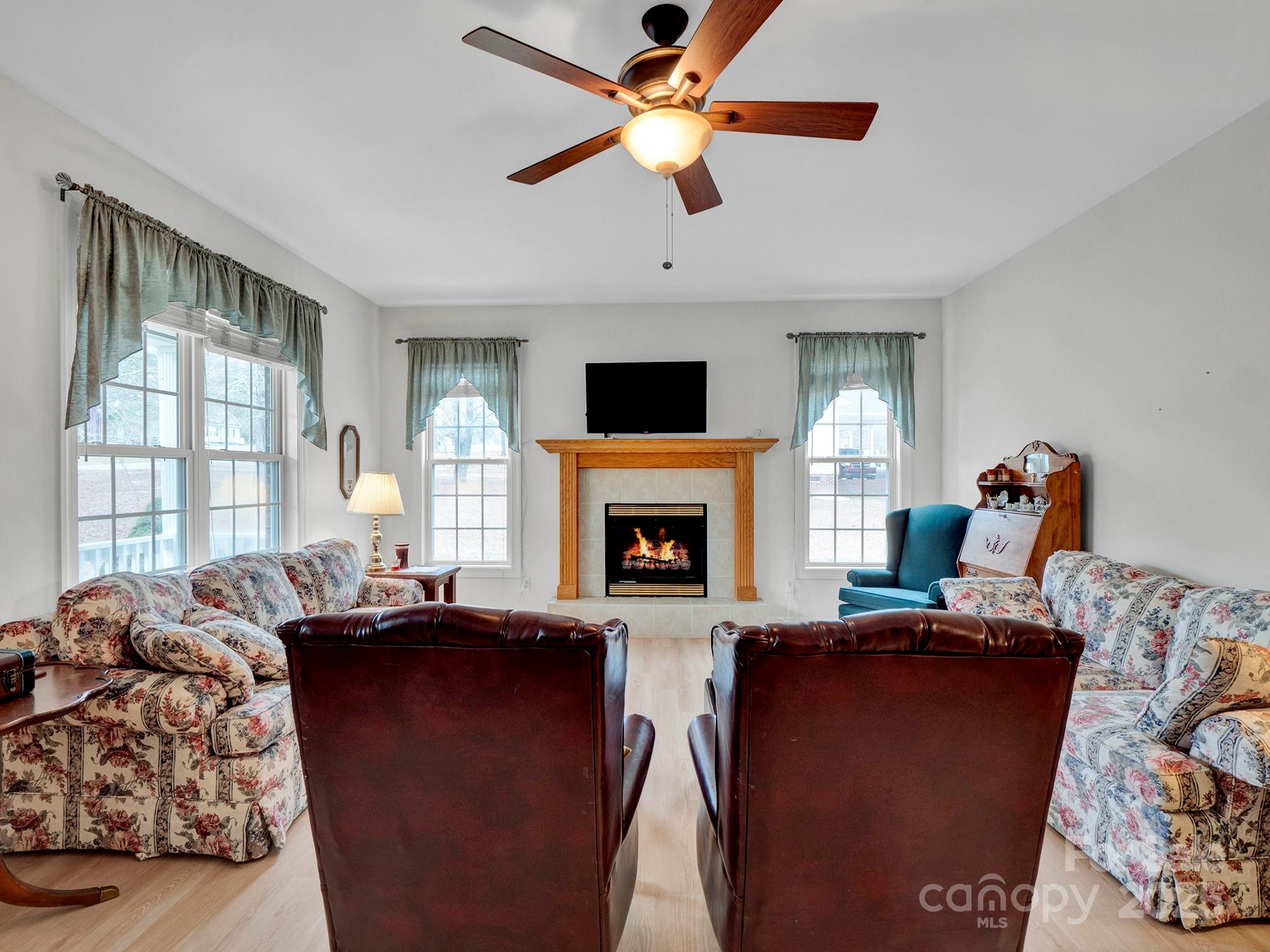 Hunters Ridge - Residential