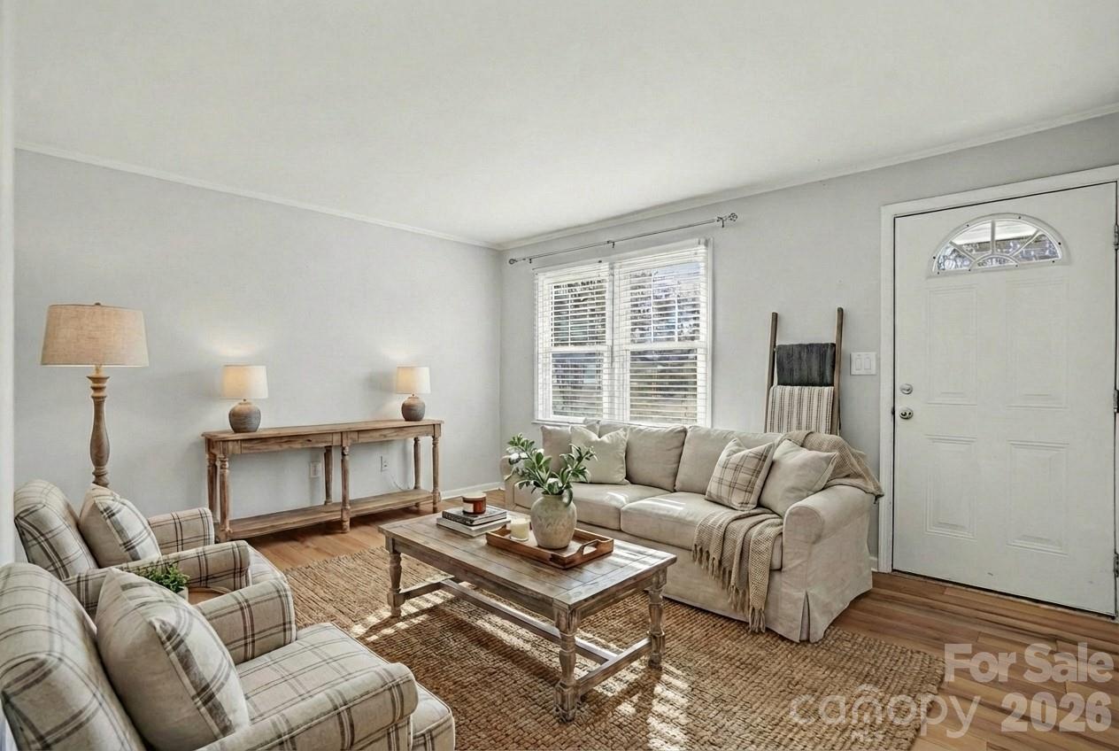 4720 Charlie Hipp Road