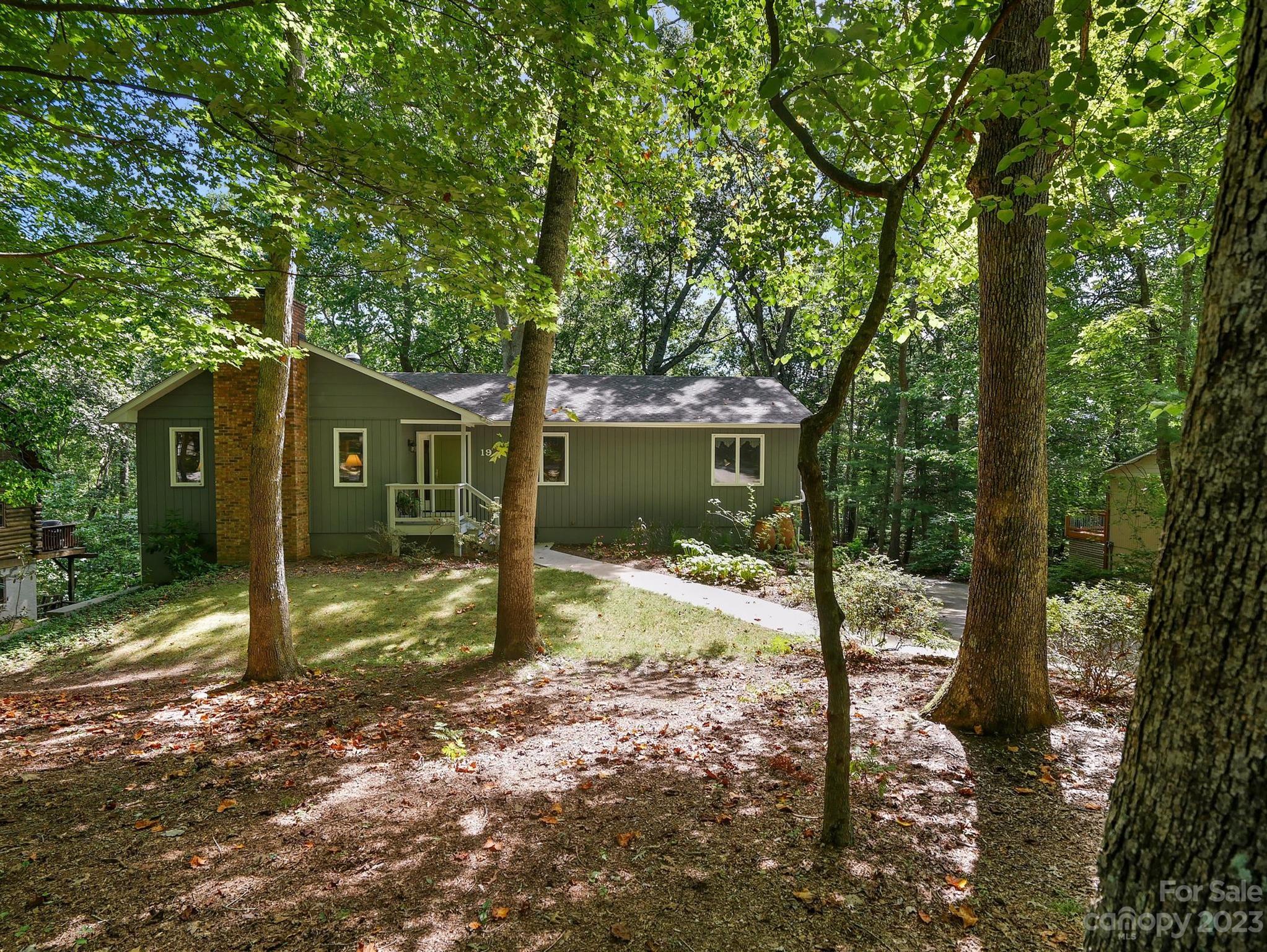 Hickory Hills - Residential
