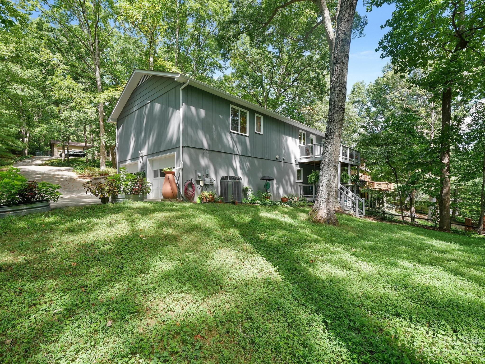 Hickory Hills - Residential