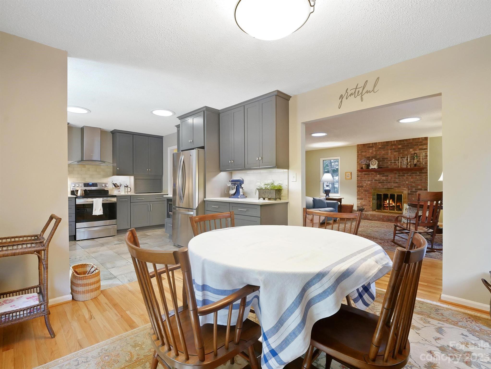 Hickory Hills - Residential
