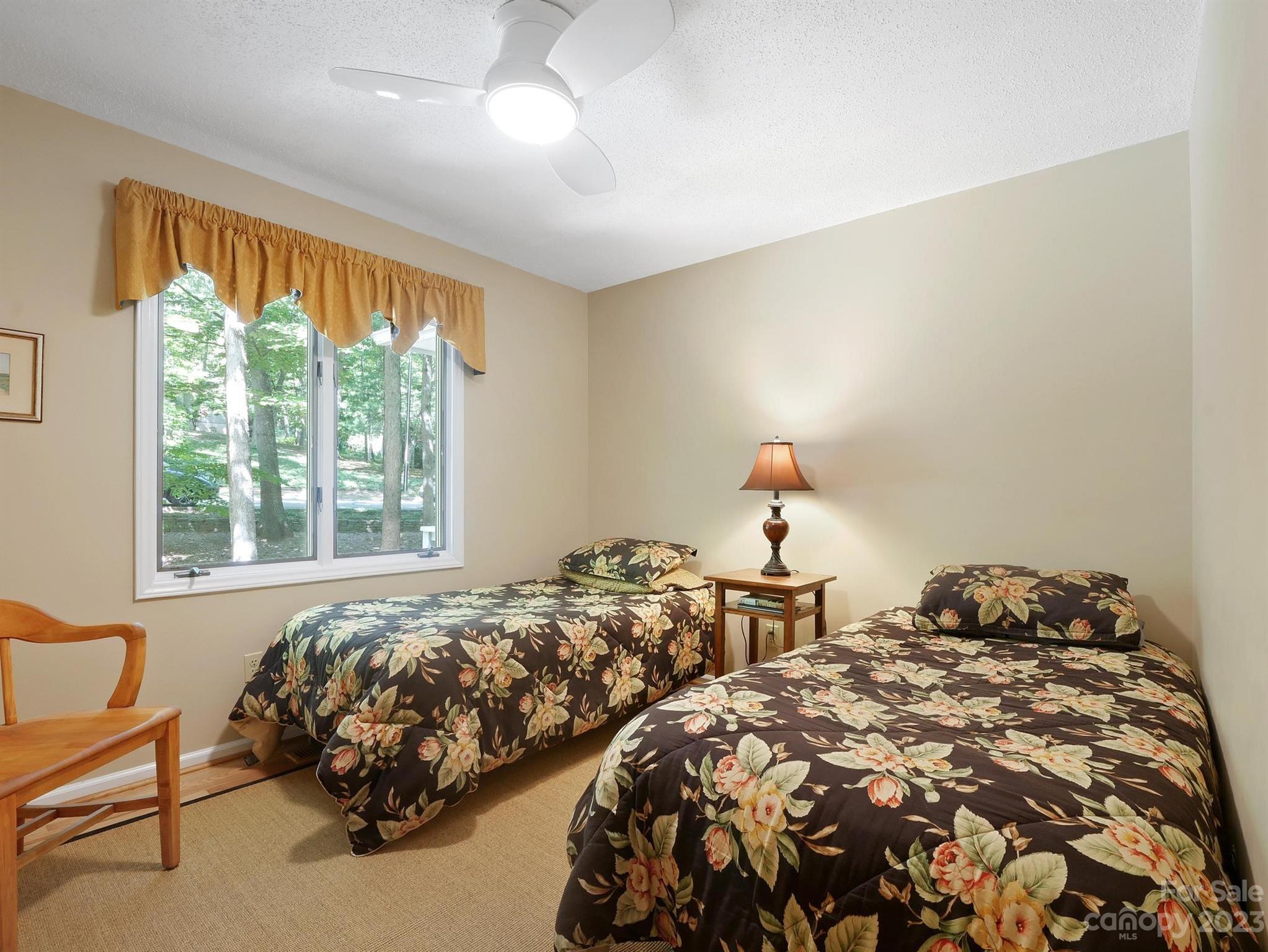 Hickory Hills - Residential