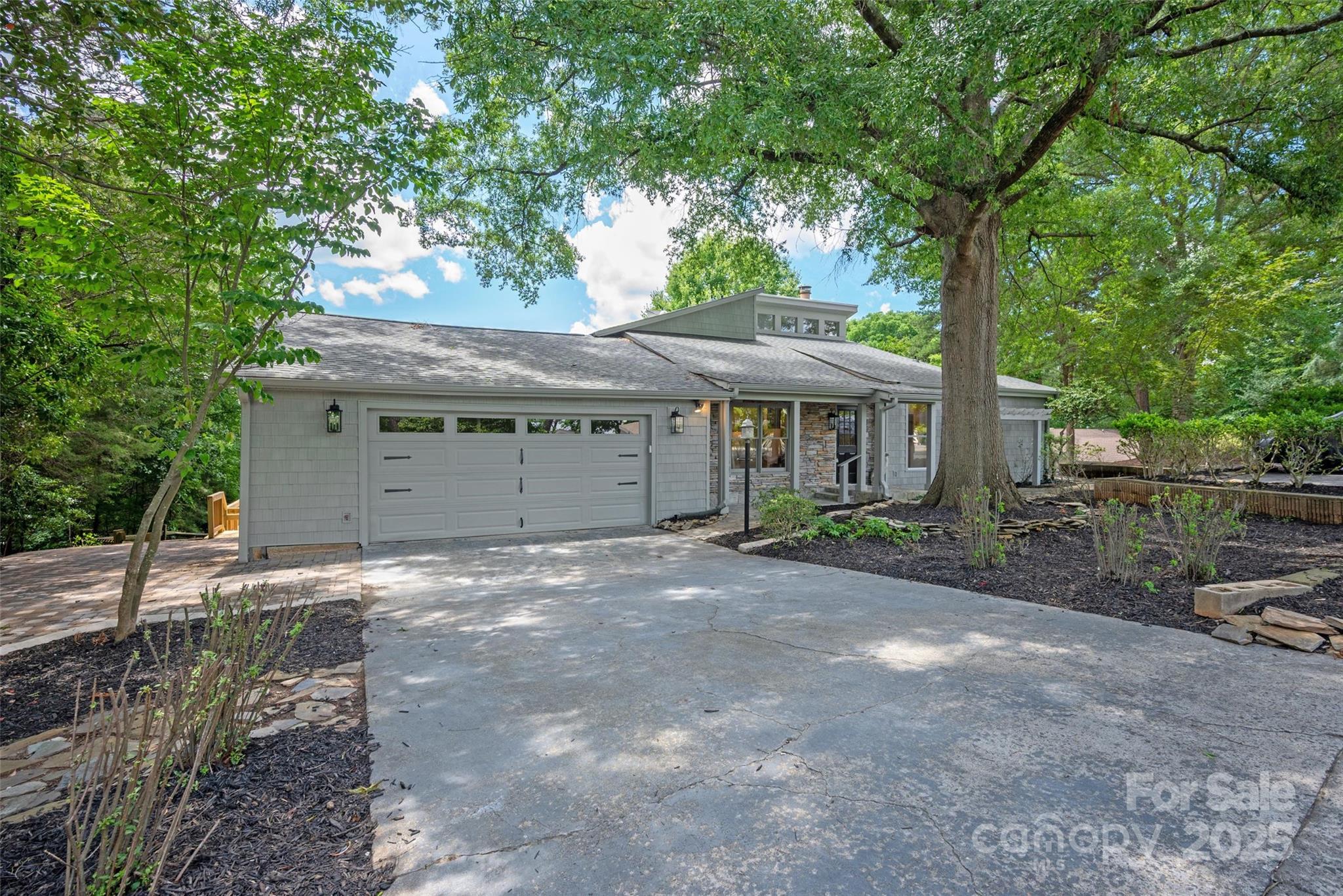 Tega Cay - Residential