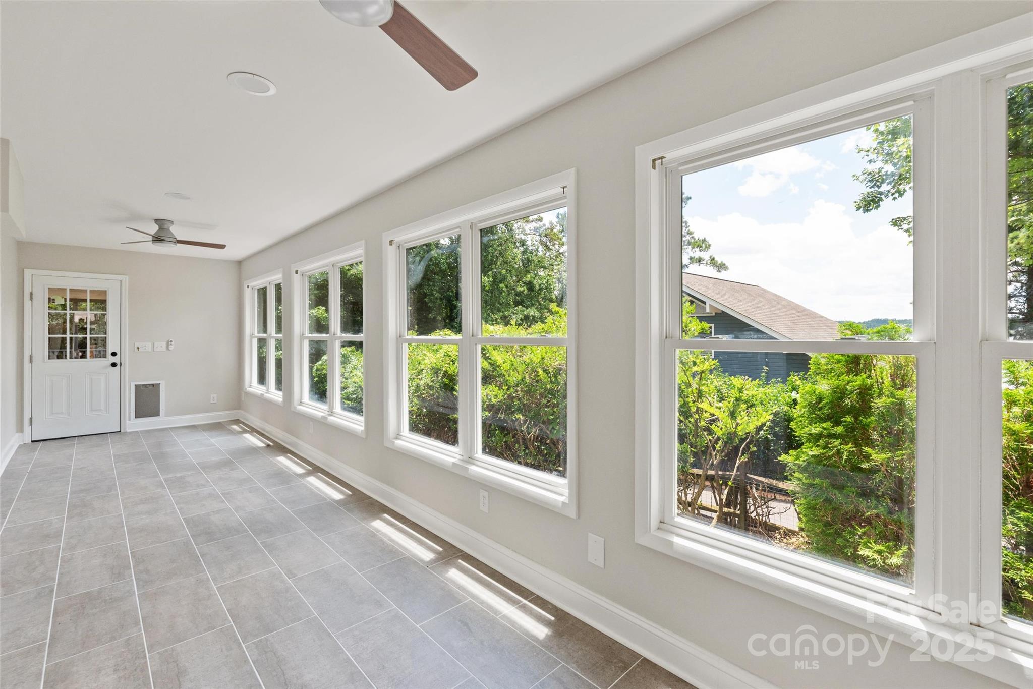 Tega Cay - Residential