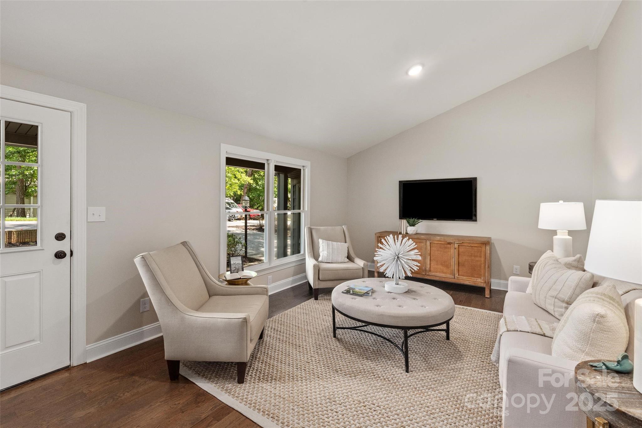 Tega Cay - Residential