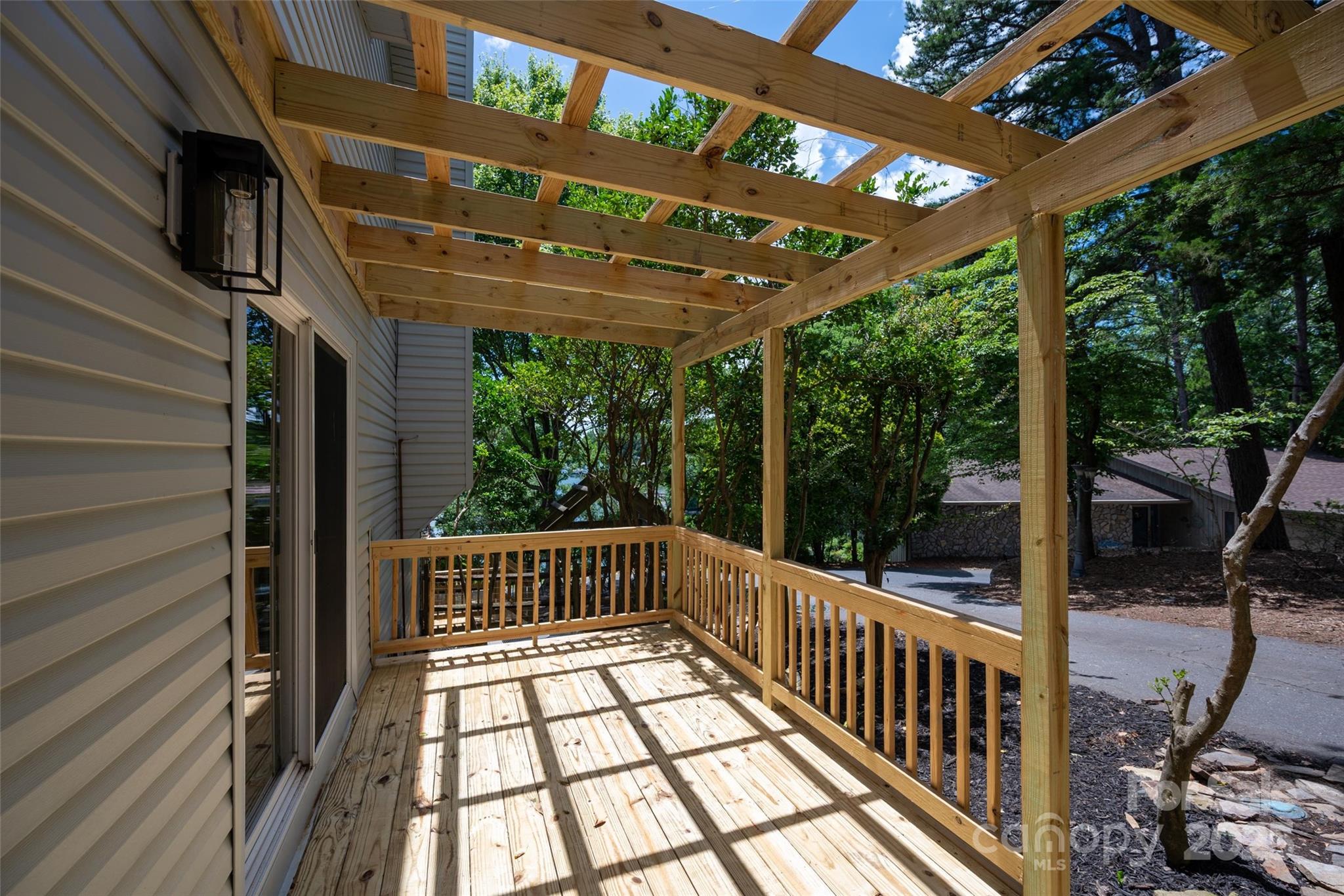 Tega Cay - Residential