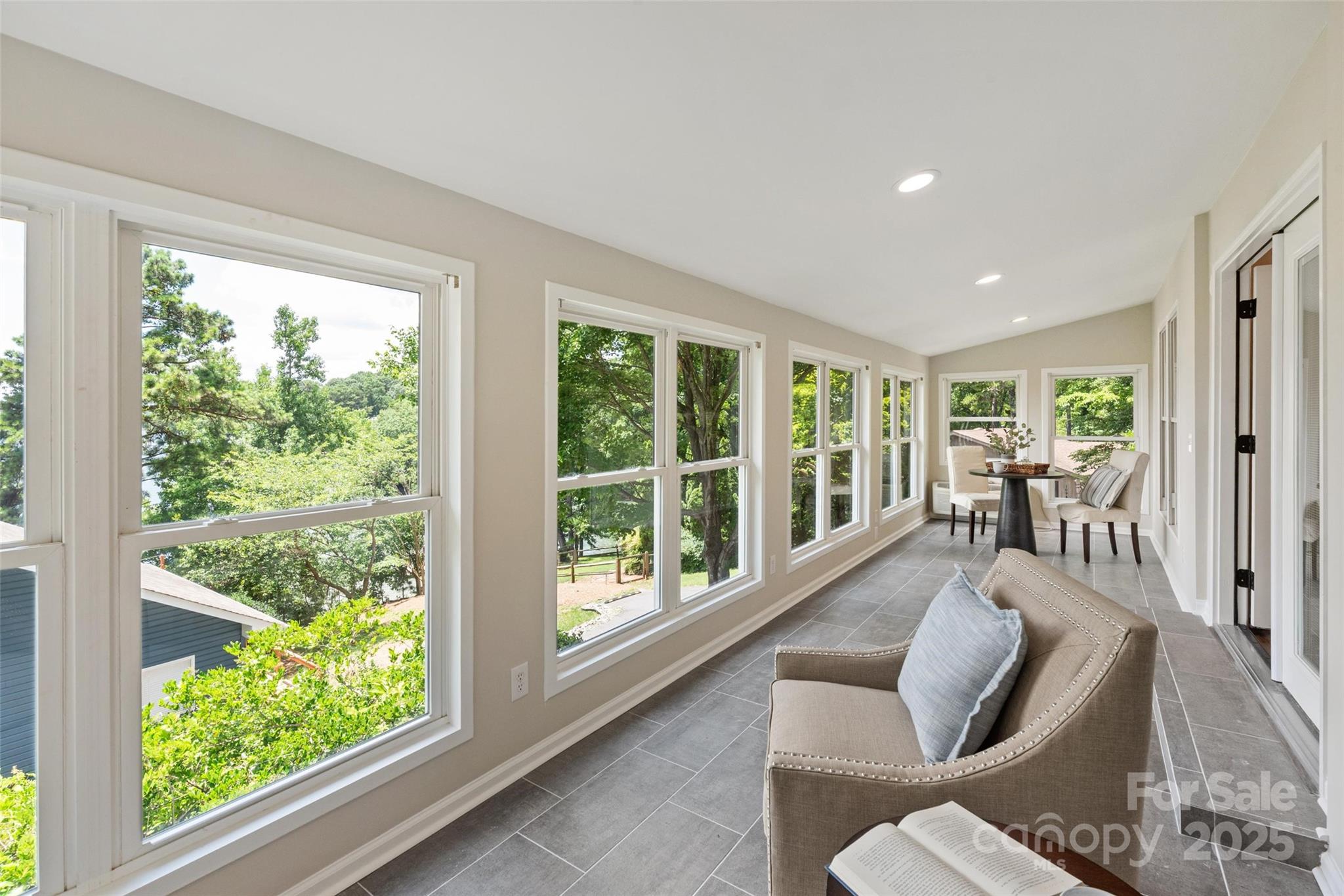 Tega Cay - Residential