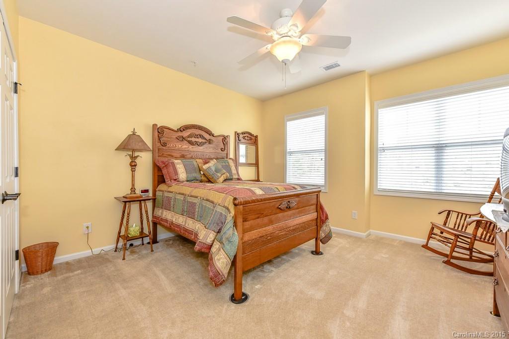 Lake Shore - Residential