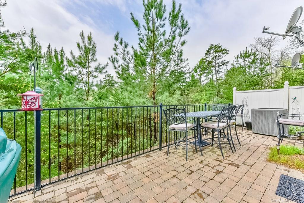 Lake Shore - Residential