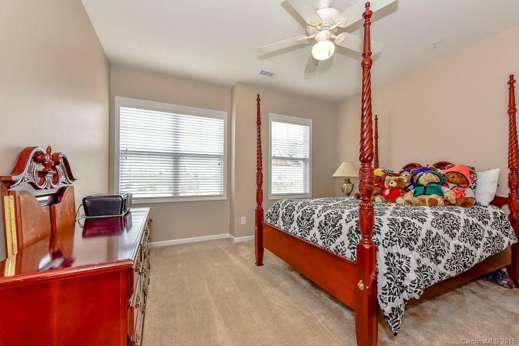 Lake Shore - Residential