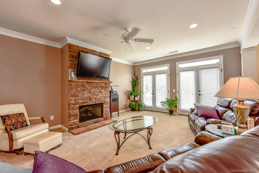 Lake Shore - Residential