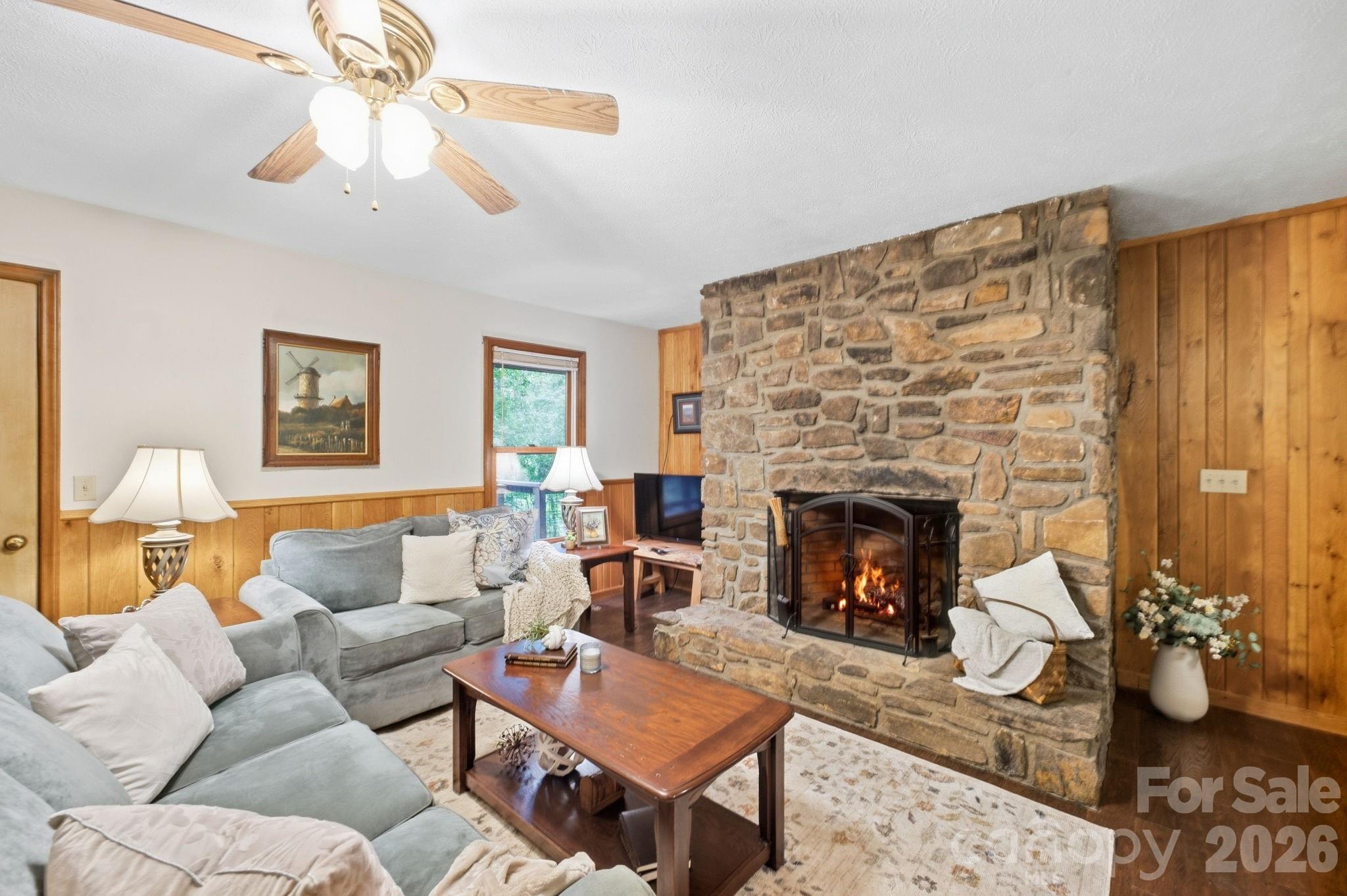1424 Big Cove Road