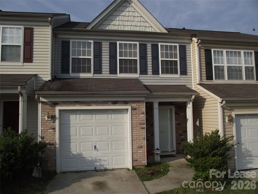 This is a Wonderful 3 Bedroom, 2.5 Bathroom townhome near uptown Charlotte. This townhouse features the ‘Weston’ plan which features a garage (w/garage door opener), privacy patio, a huge master suite with a walk-in master closet, and two additional large bedrooms. All bedrooms have direct access to the laundry room on the second floor.