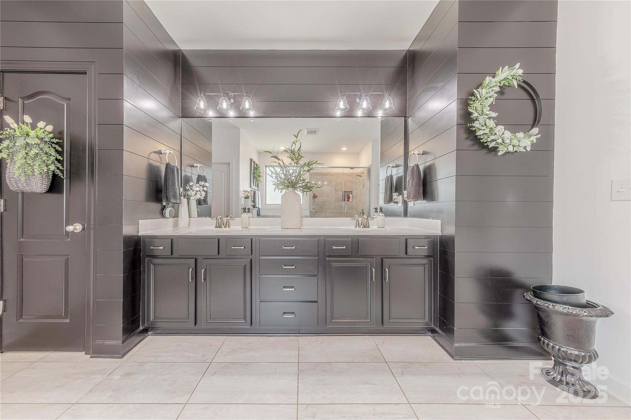 The Preserve At Riverchase - Residential