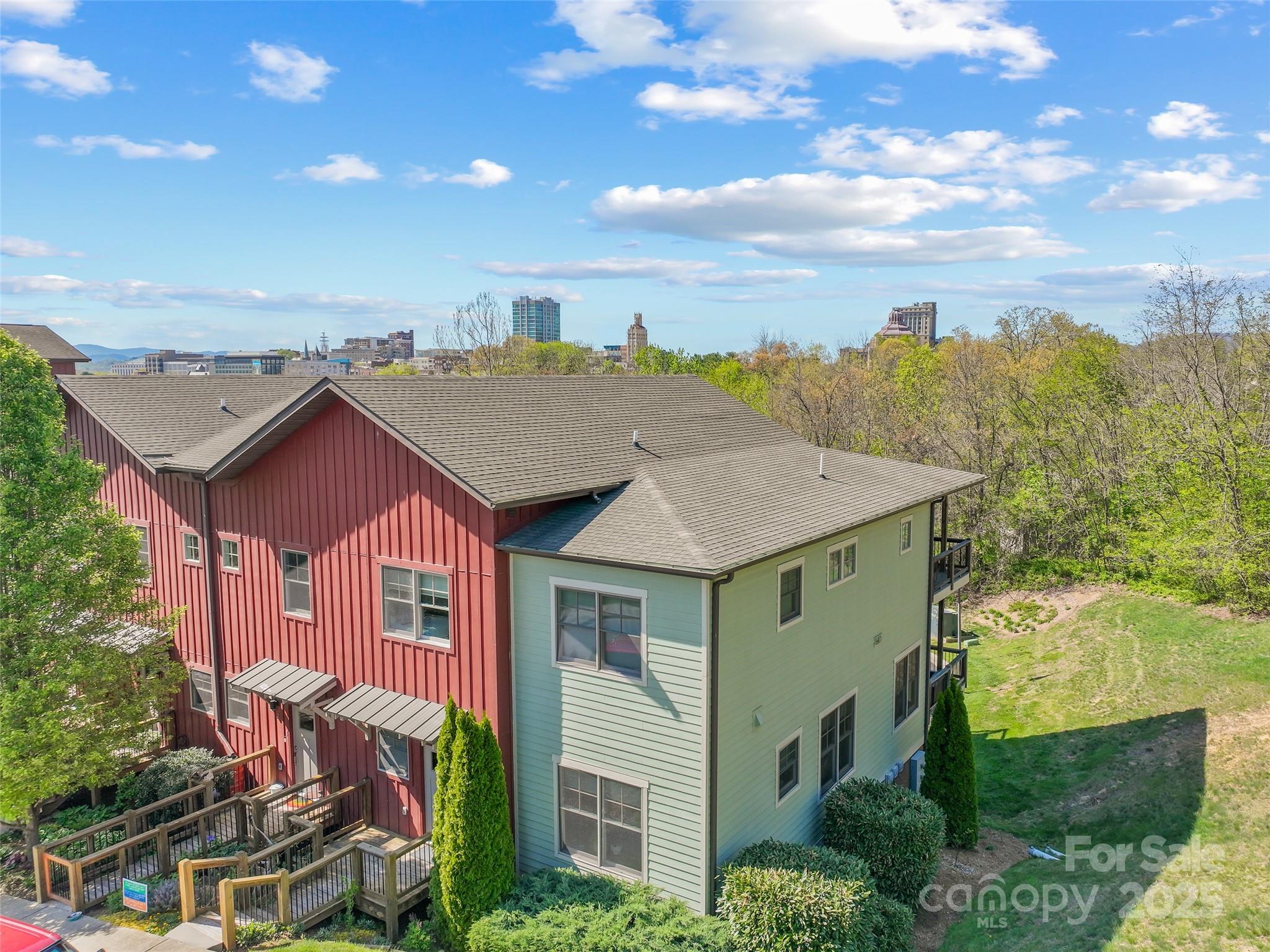 200 N Skyloft Drive 3