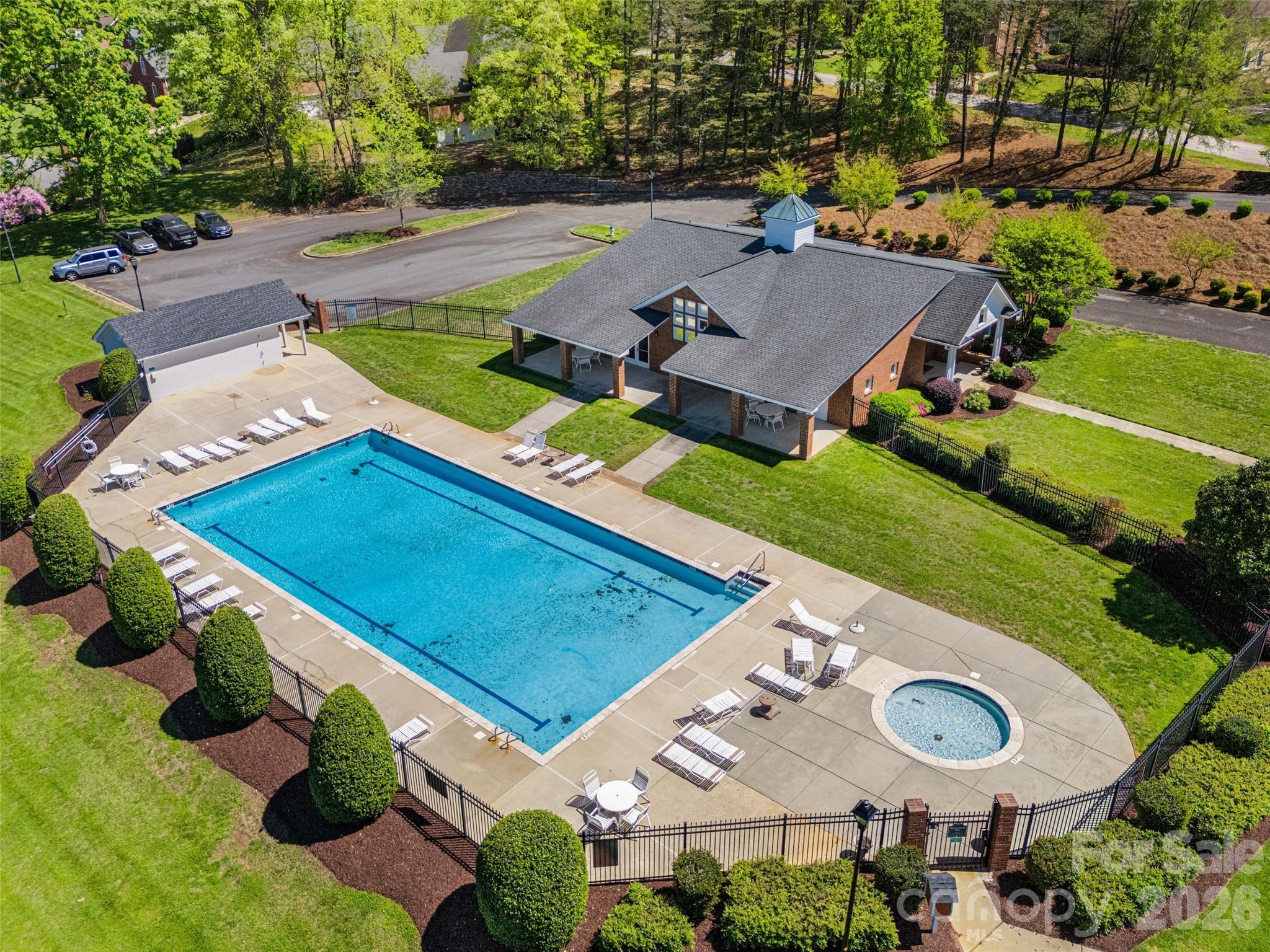 Beacon Knoll Villas - Residential