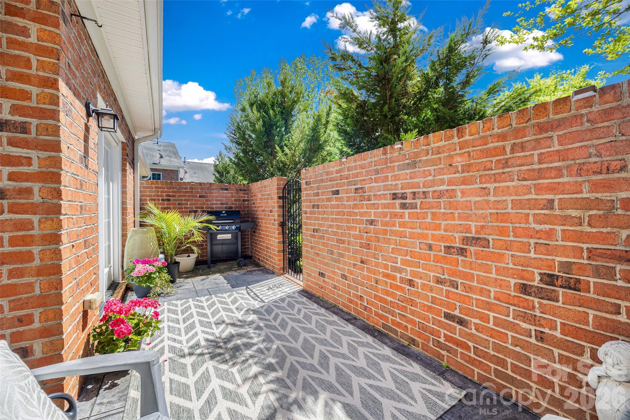 Beacon Knoll Villas - Residential