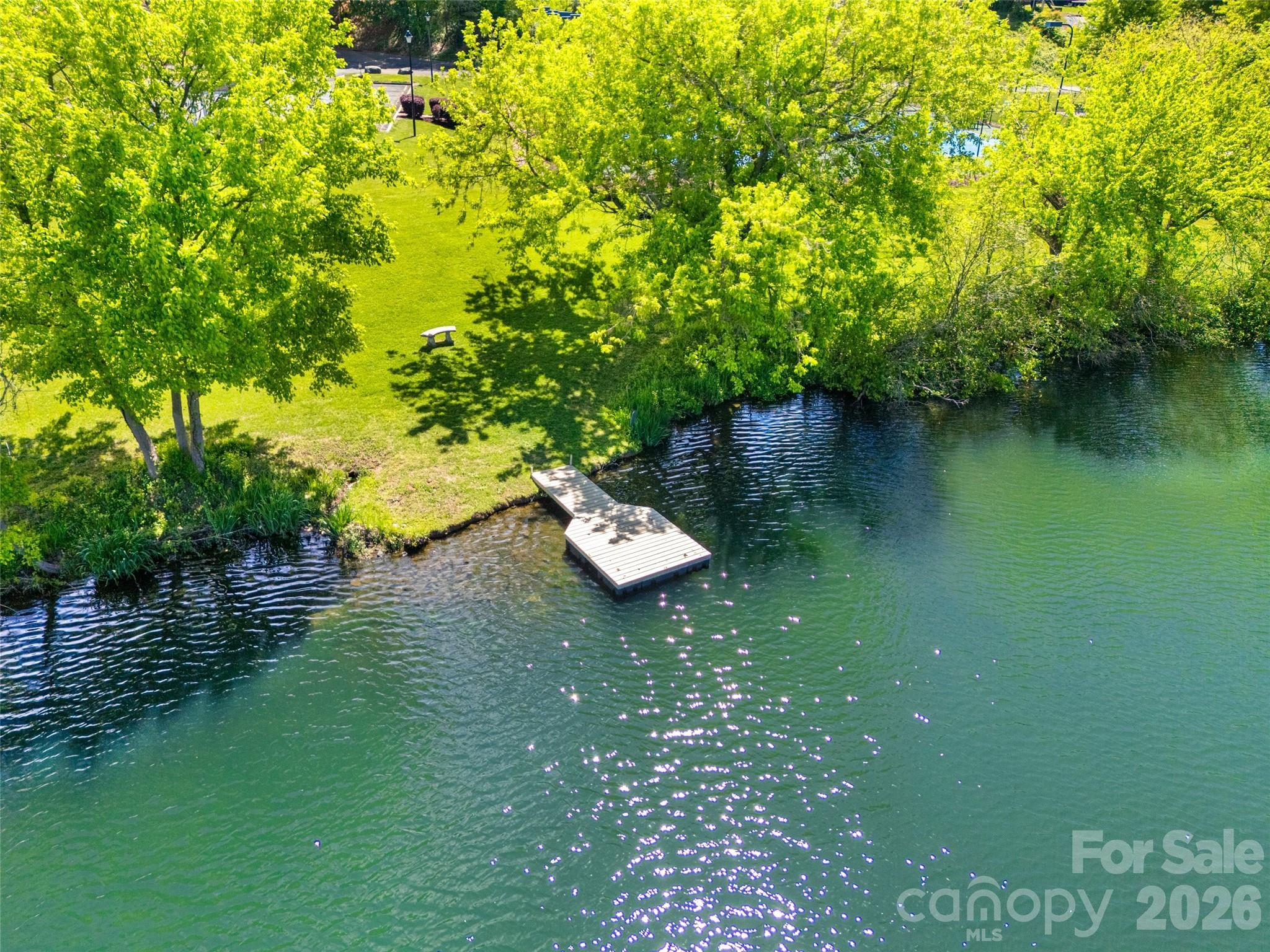 Beacon Knoll Villas - Residential