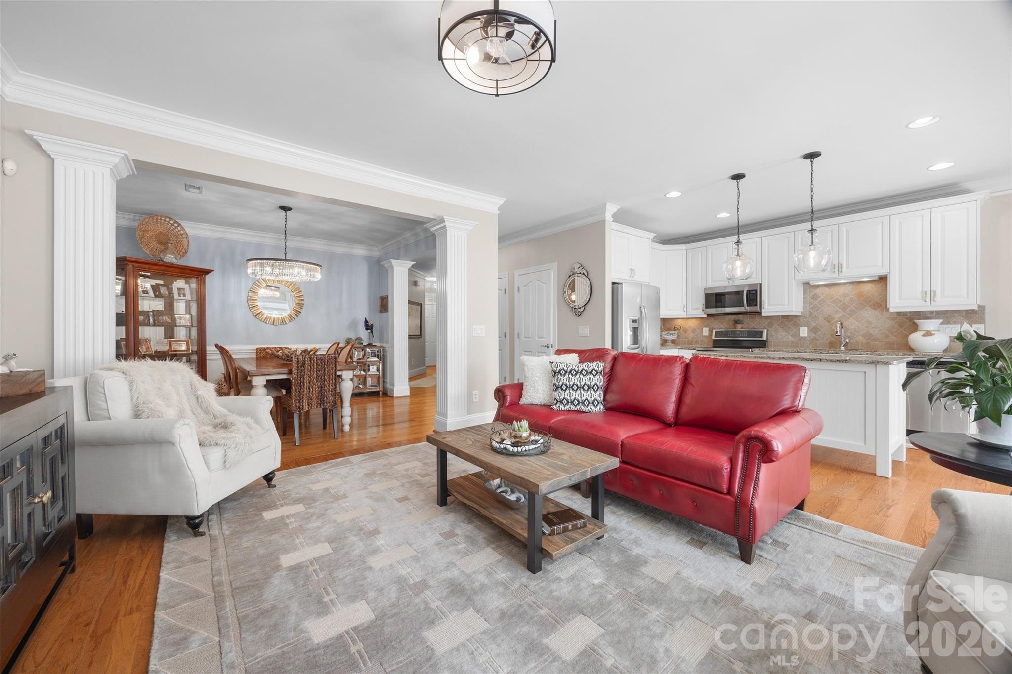 144 Villa Lake Drive