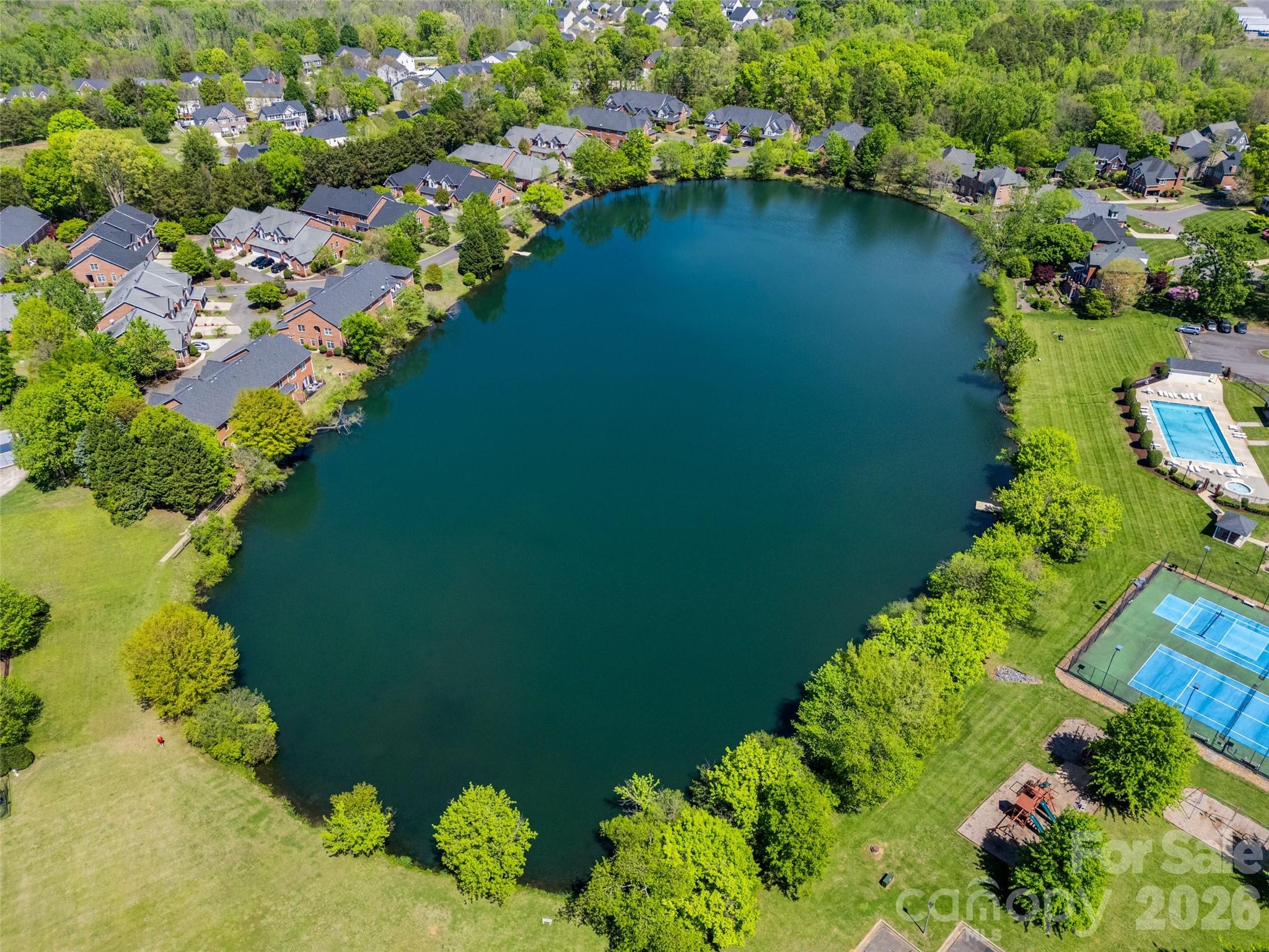 Beacon Knoll Villas - Residential