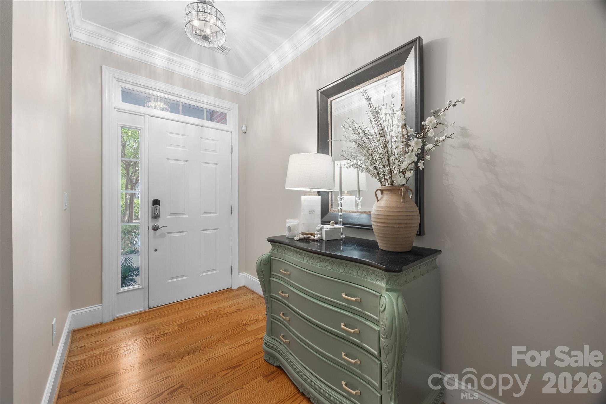 144 Villa Lake Drive