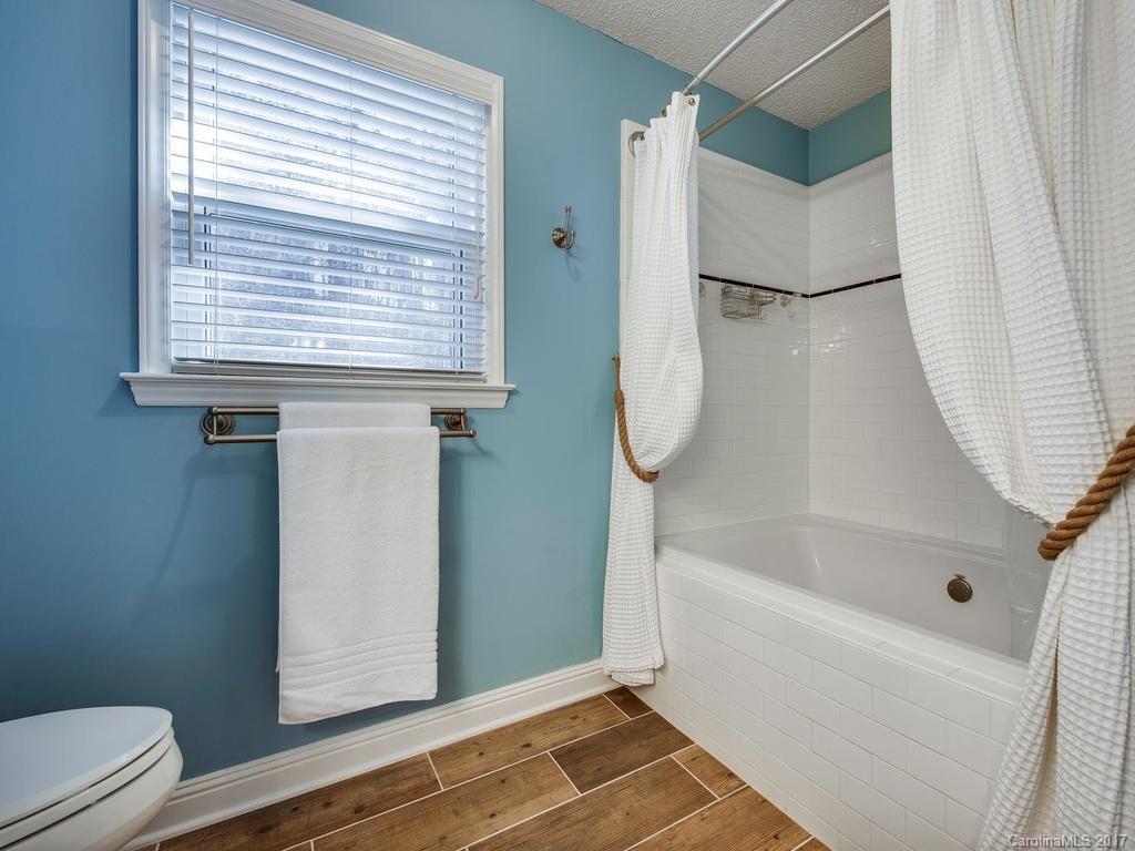 Tega Cay - Residential