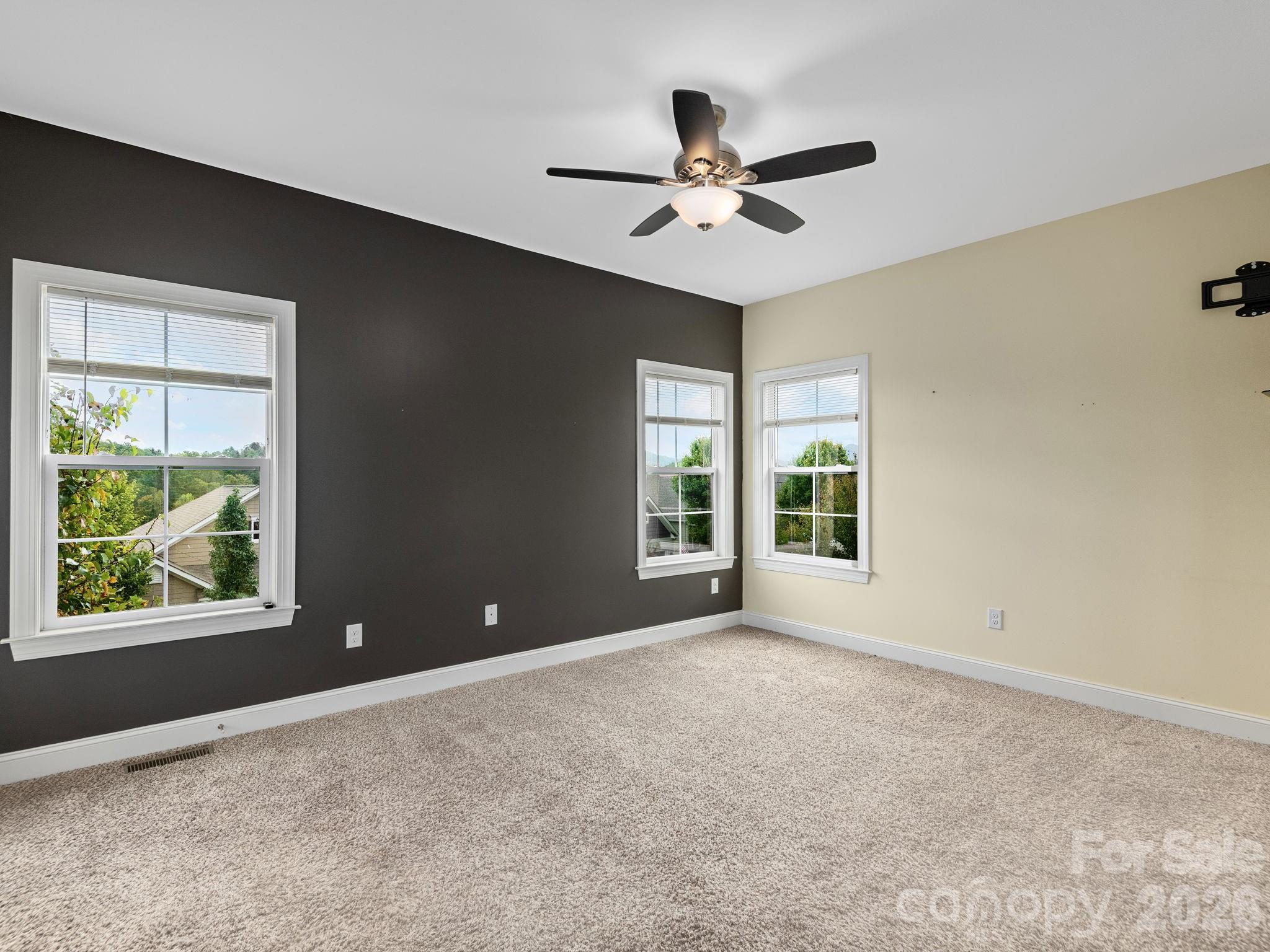 The Views at Rose Hill - Residential