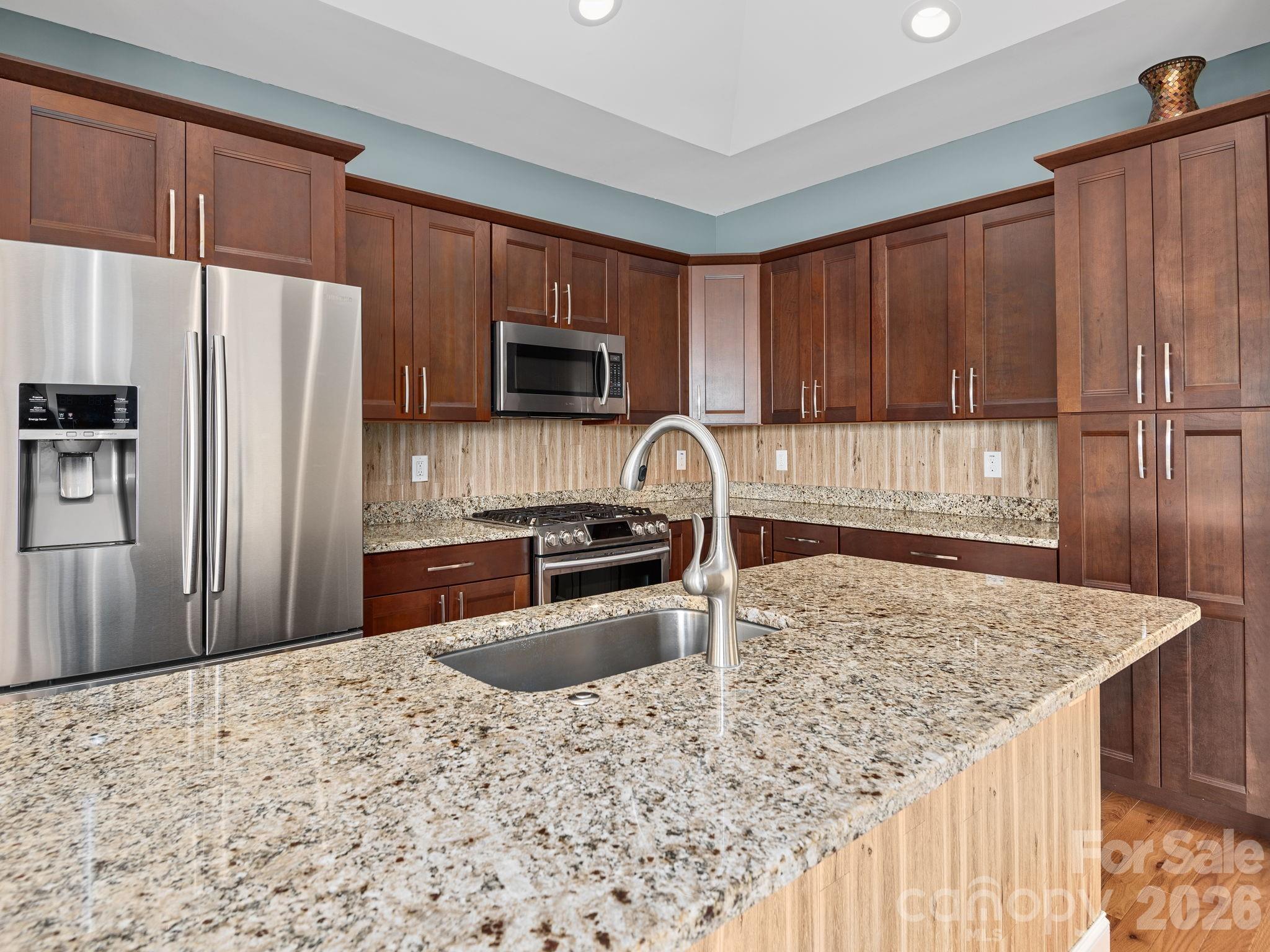 The Views at Rose Hill - Residential