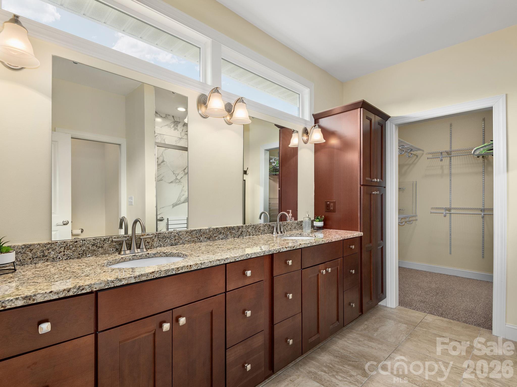 The Views at Rose Hill - Residential