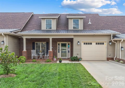 Photo of 962 Trial Place, Newton, NC 28658 (MLS # 4418018)