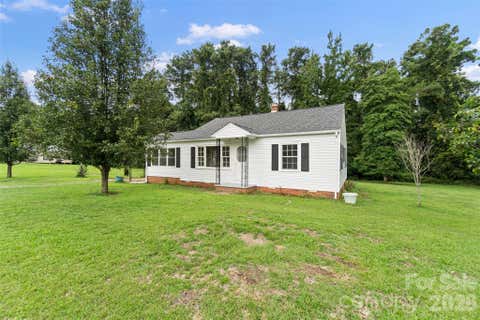 Photo of 842 Moores Lake Road, Wadesboro, NC 28170 (MLS # 4411982)