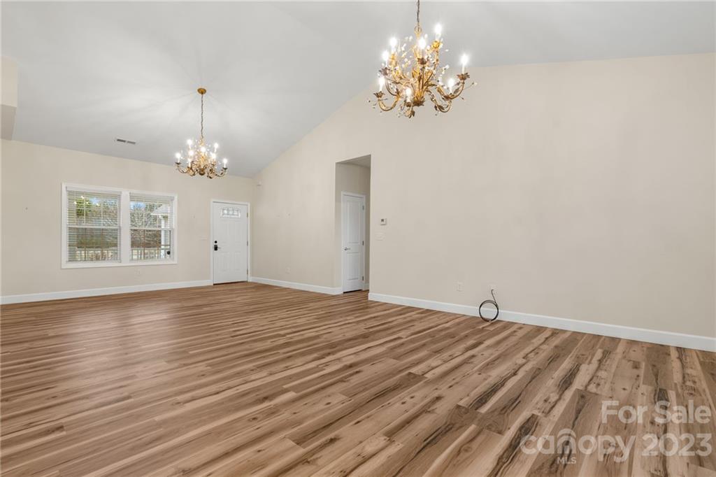 Riverwind - Residential