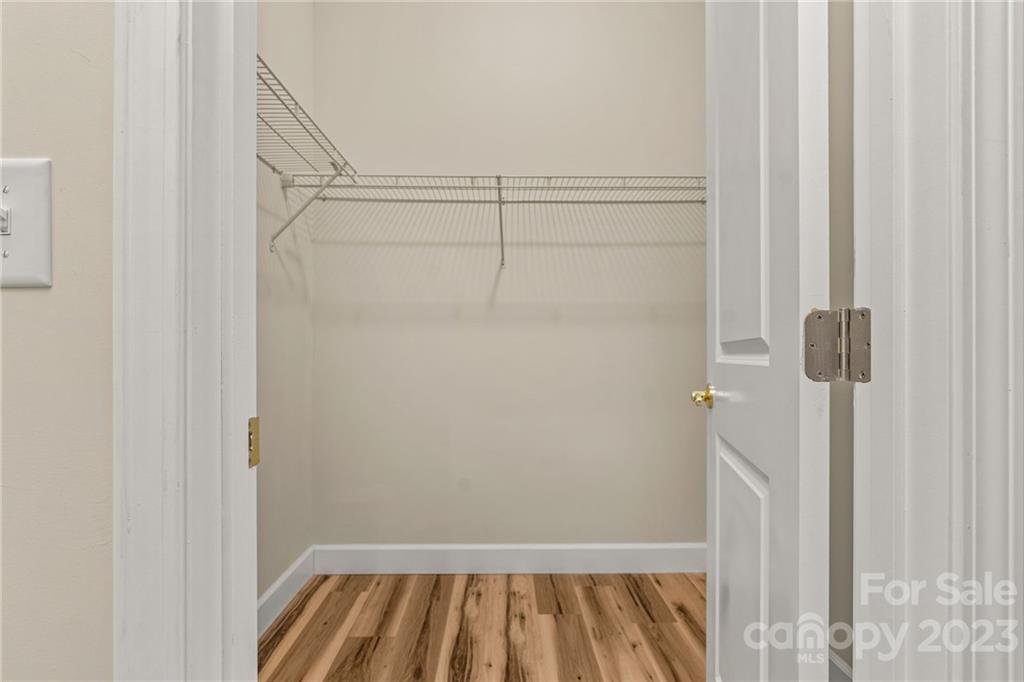 Riverwind - Residential