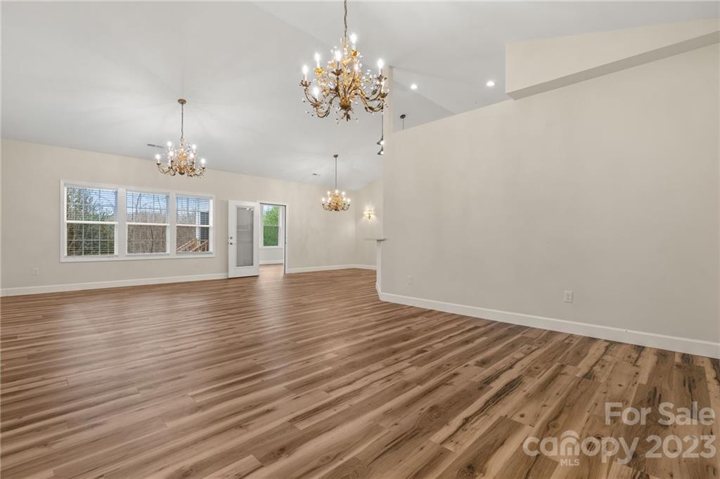 Riverwind - Residential