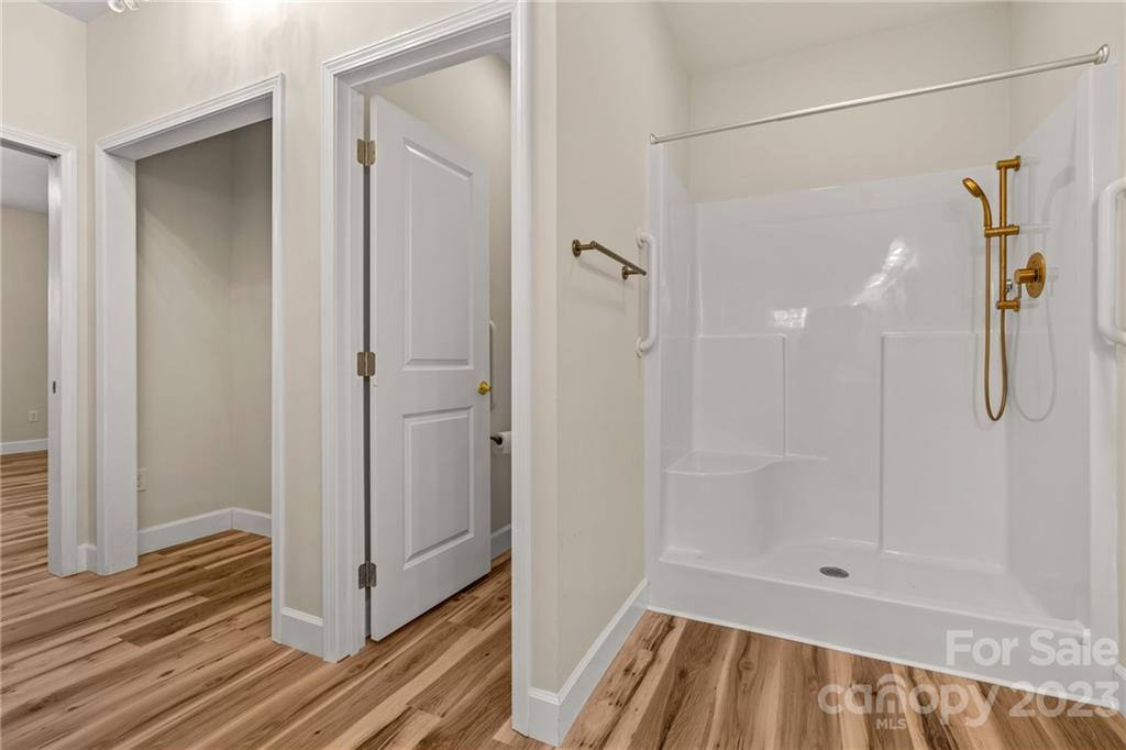 Riverwind - Residential