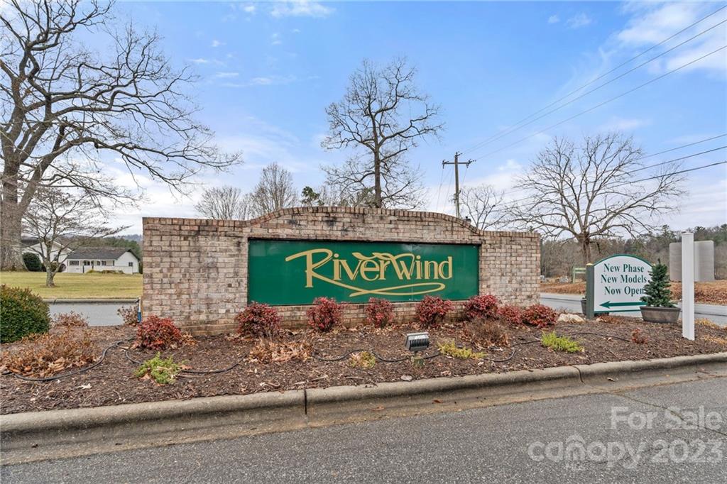 Riverwind - Residential
