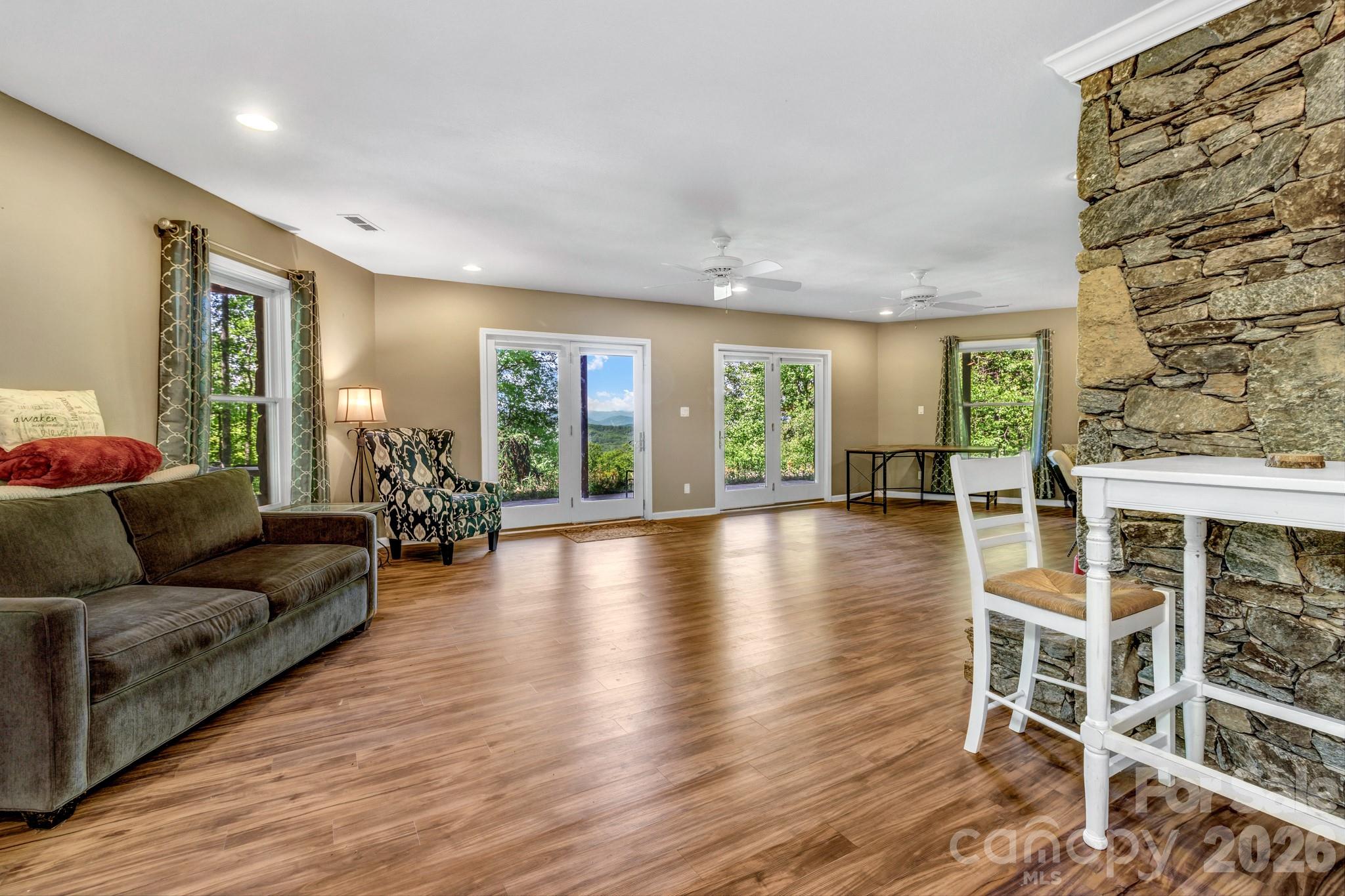 Winding Ridge Estates - Residential
