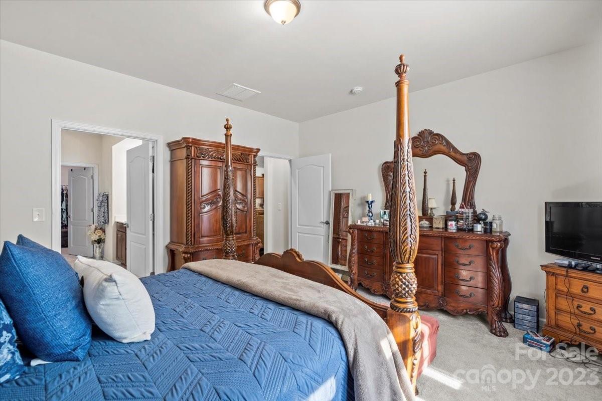 Chateau - Residential