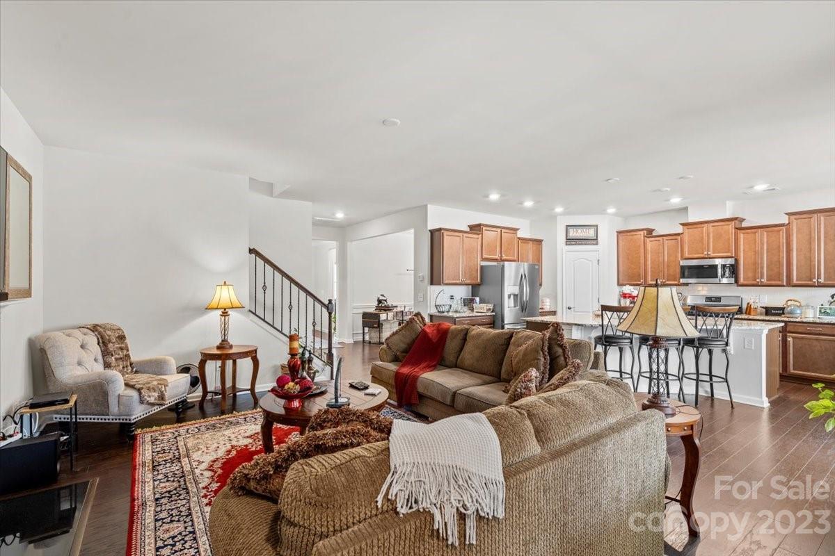 Chateau - Residential