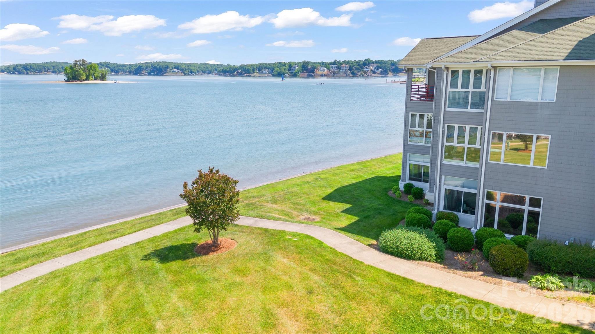 Lake Club - Residential