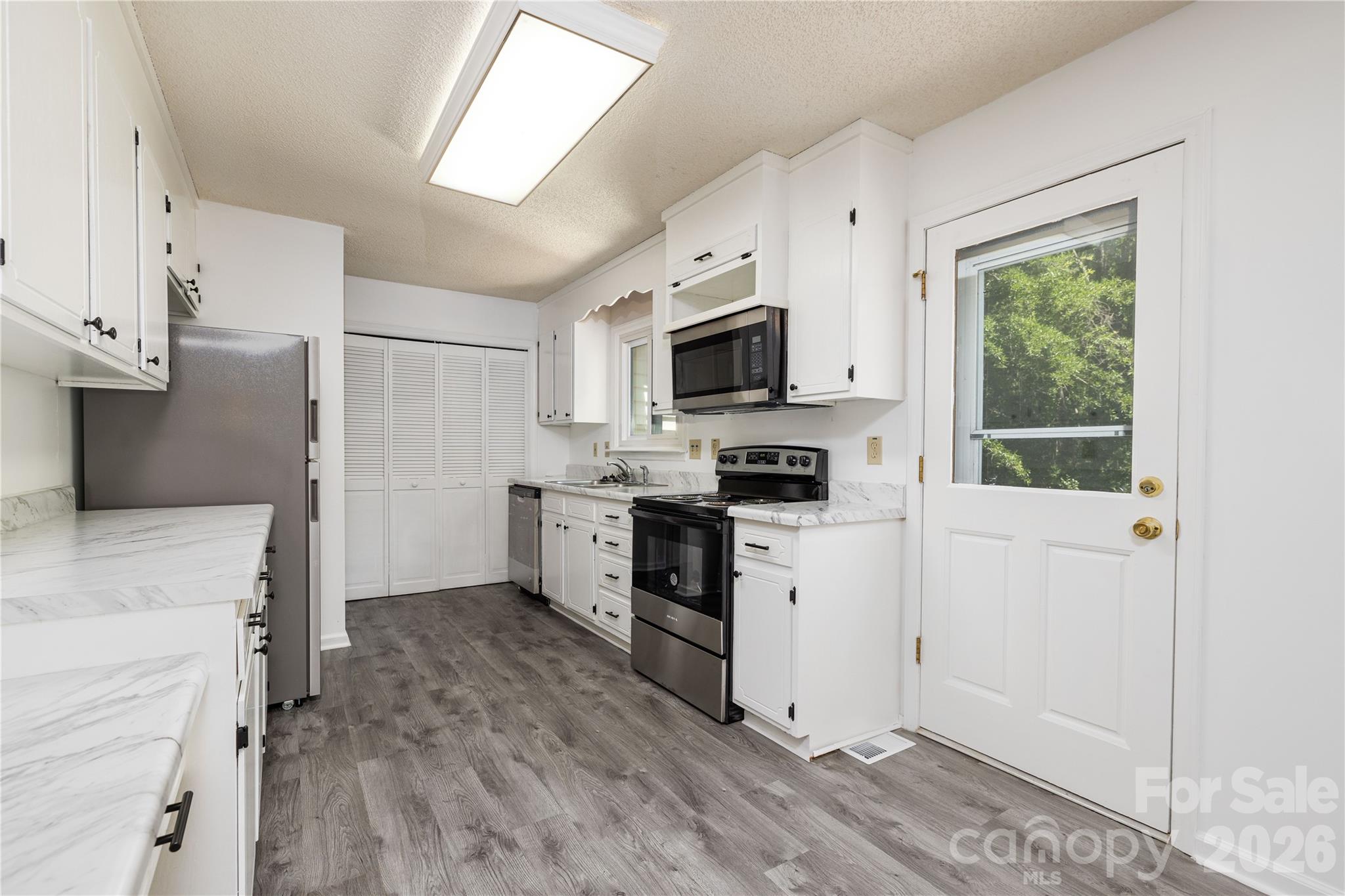 Wood Ridge - Residential