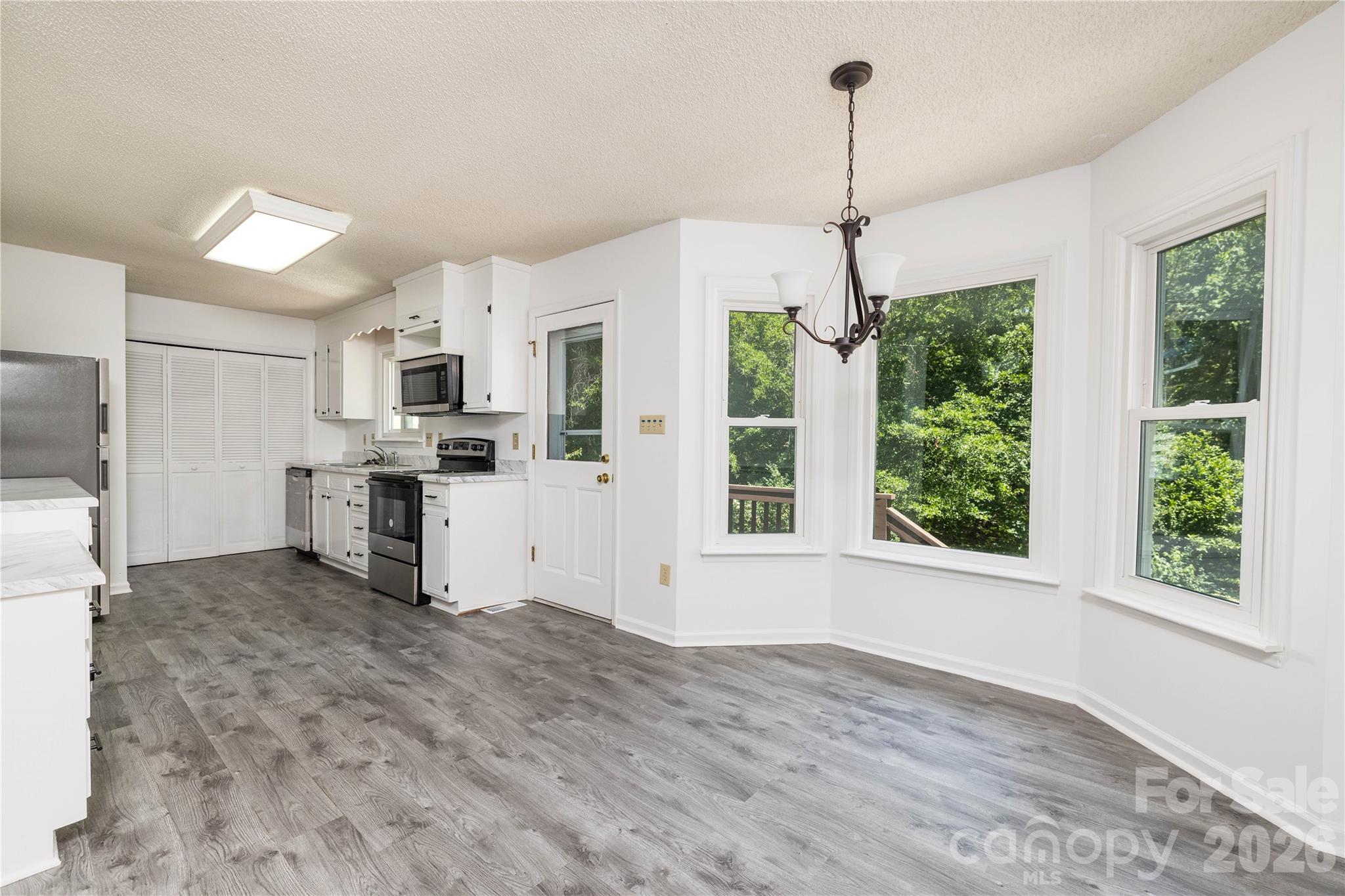 Wood Ridge - Residential