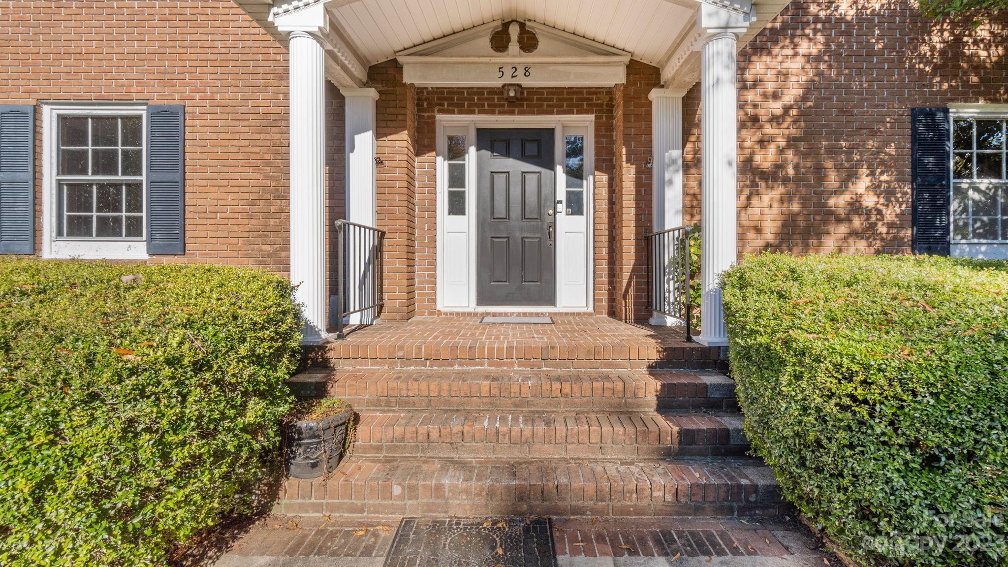 Hilltop Acres - Residential