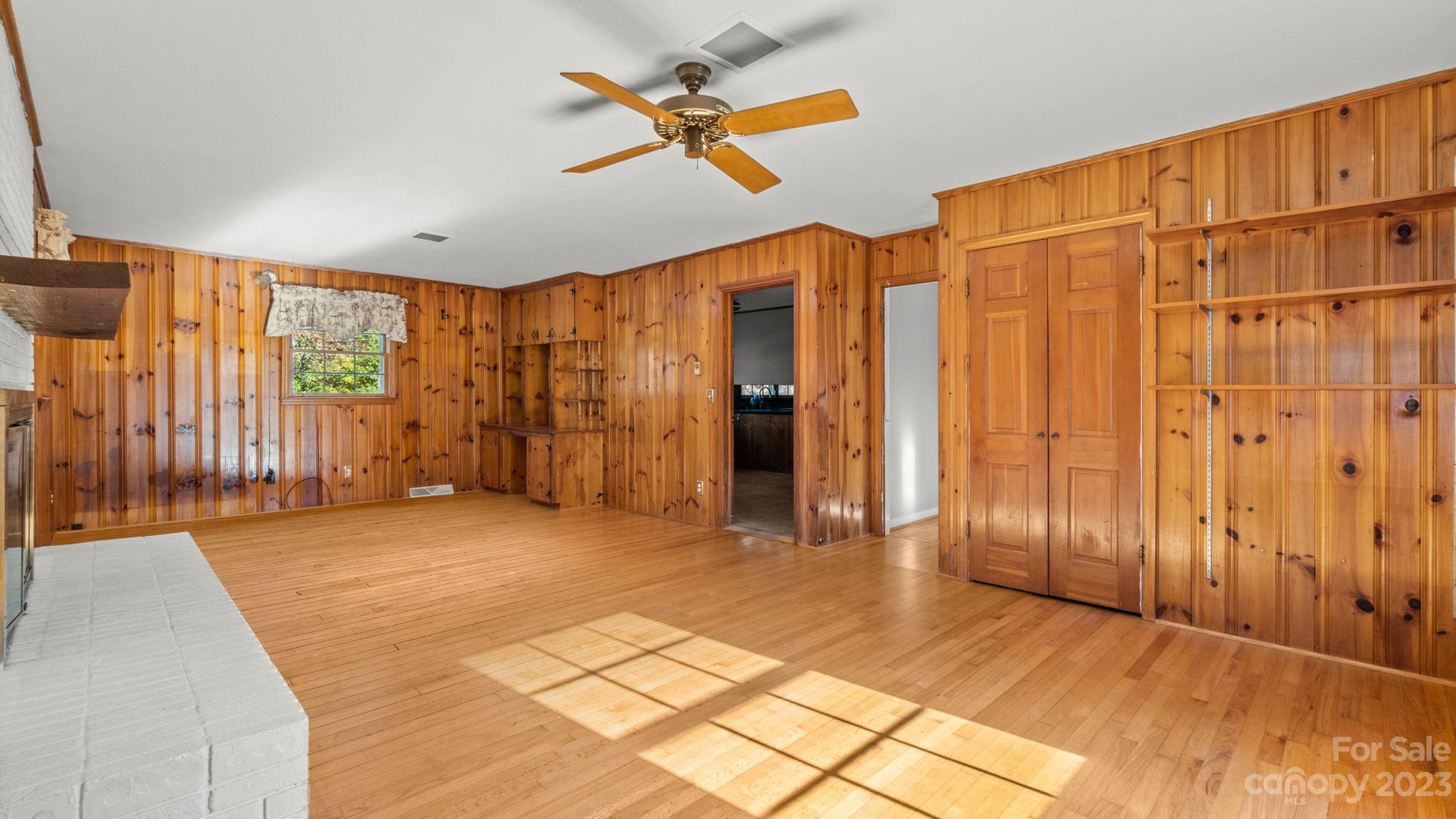 Hilltop Acres - Residential